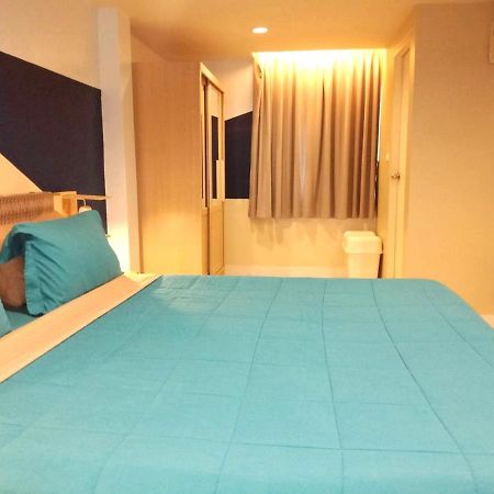 Limburi Hometel Phuket Exterior foto