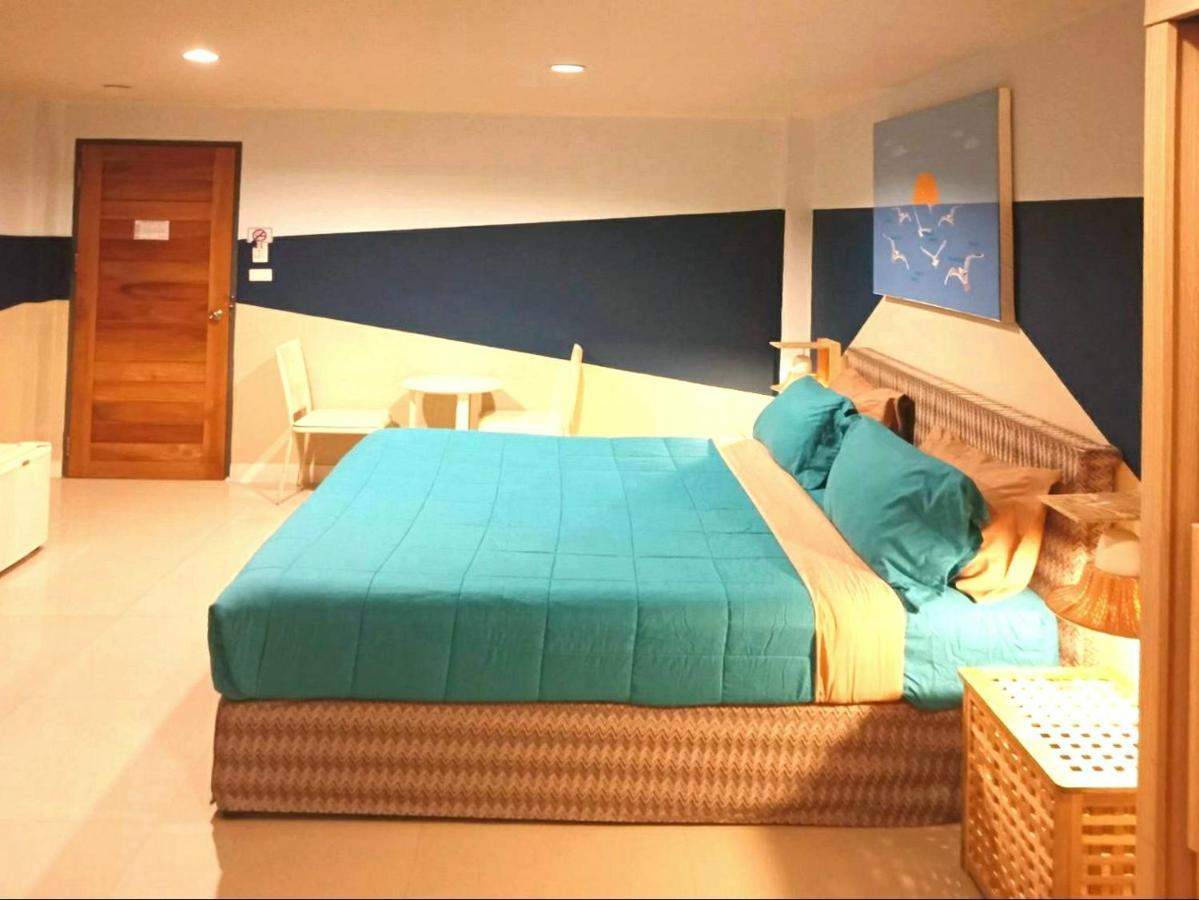 Limburi Hometel Phuket Exterior foto