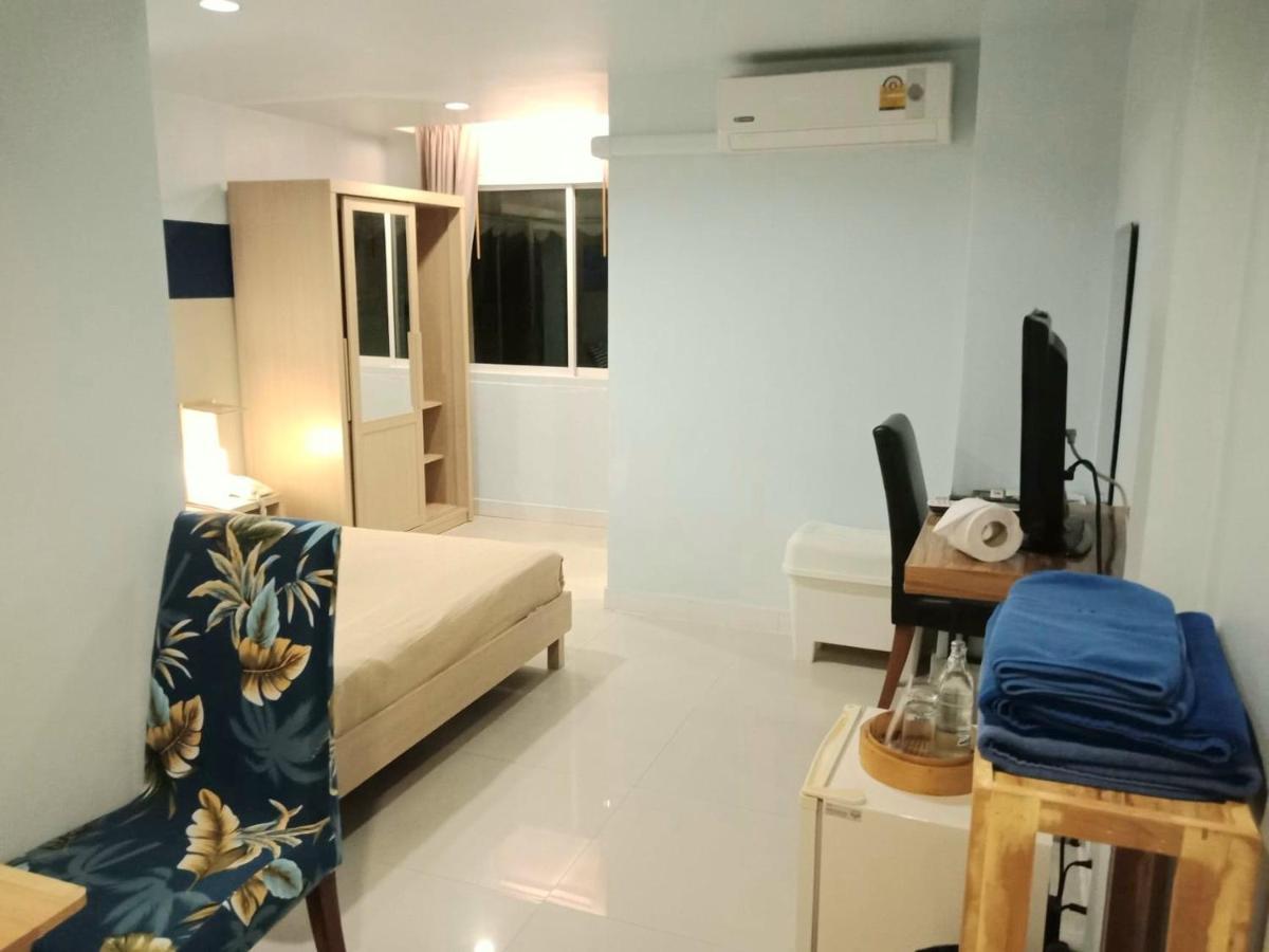 Limburi Hometel Phuket Exterior foto